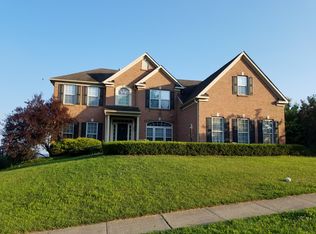 5325 Countryside Dr, Kinzers, PA 17535