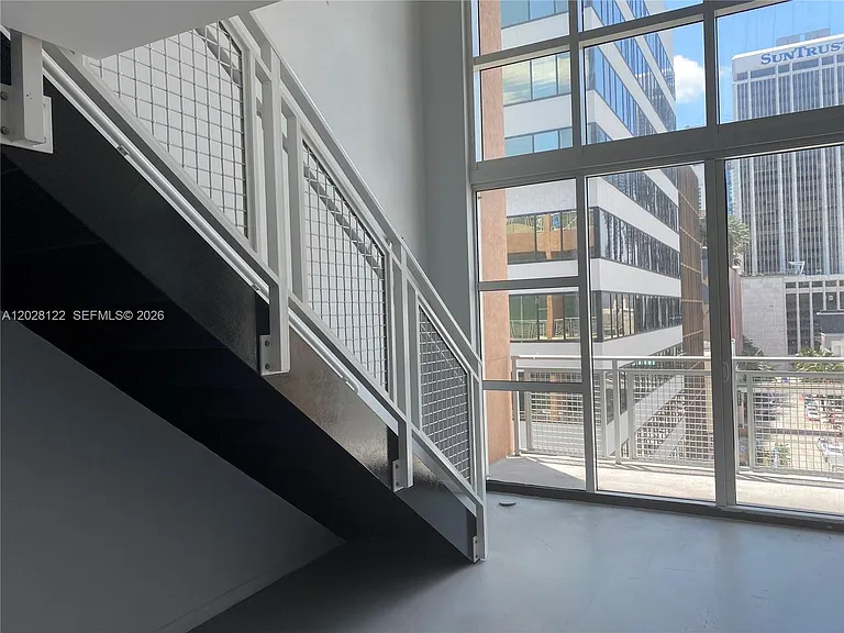 253 NE 2nd St #621 — Photo 5