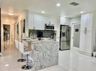 3685 W Citrus Trce, Fort Lauderdale, FL 33328
