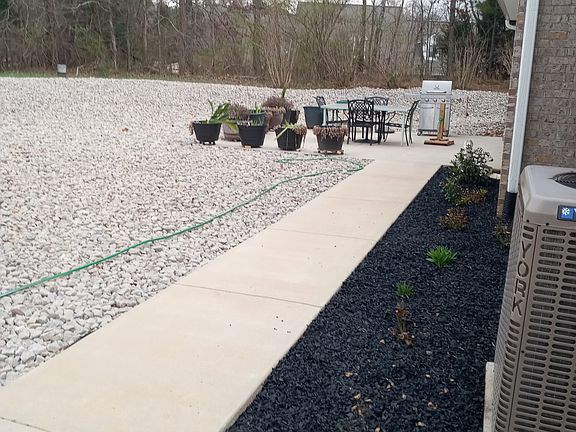 2nd image of 652 Timber Ridge Dr