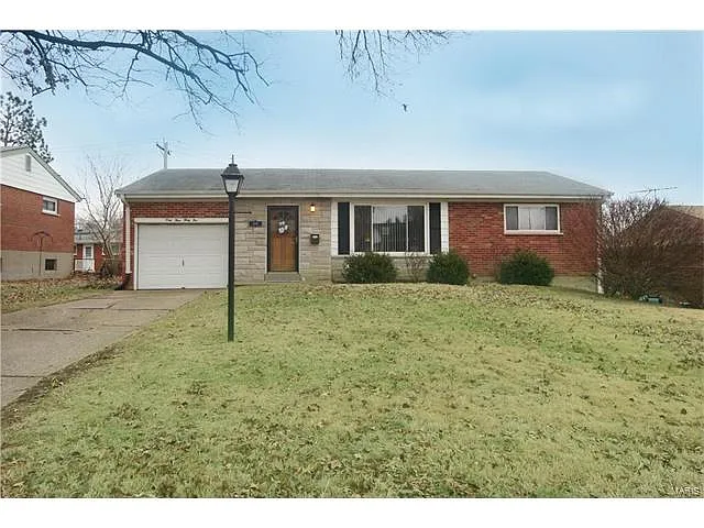 4331 Kay Ln photo 1