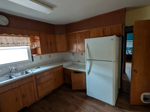 (undisclosed Address), Fairmont, WV 26554