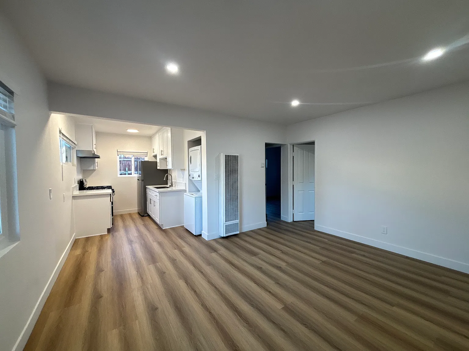 2 bed, $3,000 — Photo 4