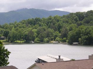 409 Admirals Poin #M1, Hiawassee, GA 30546