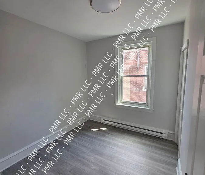 5028 N 12th St #3 — Photo 15
