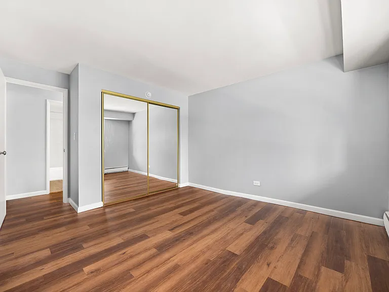 1206 E Fairview St #305 — Photo 17