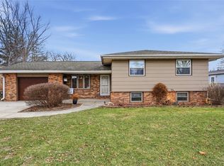 1811 Iowa St, Perry, IA 50220