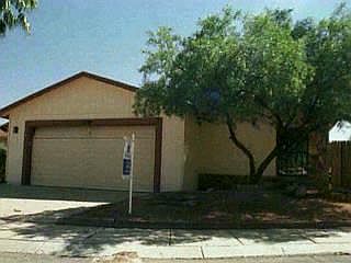 1st image of 4756 N Brookview Dr