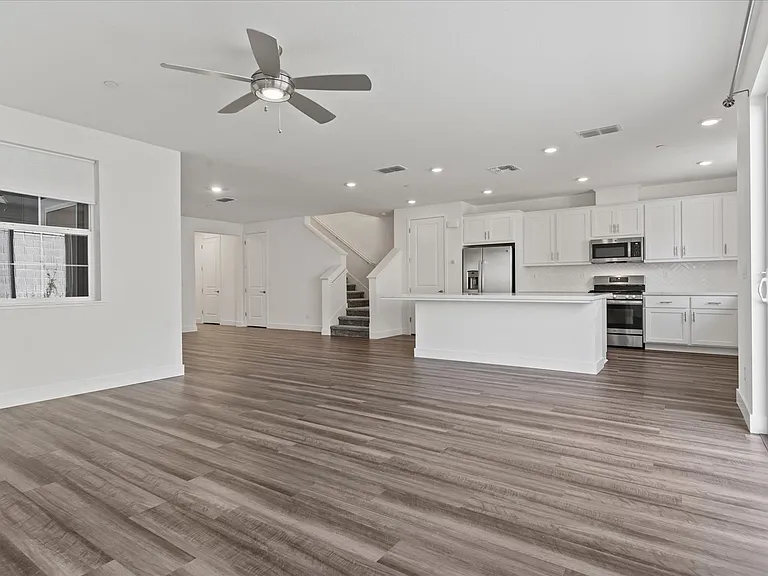 6921 Peak Way — Photo 25