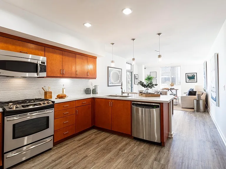 630 Thomas L Berkley Way #621 — Photo 4