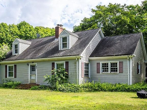 5th image of 10 A Crandall Ln