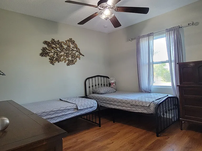 654 Madrid Dr — Photo 14