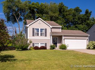 1627 Wales Rd SE, Lowell, MI 49331