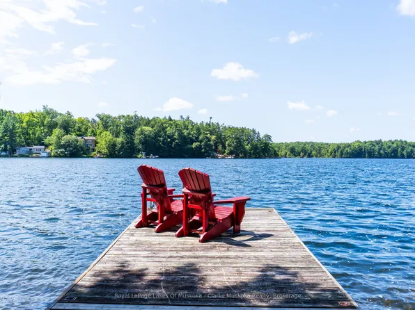 2807 Muskoka Rd #169, Muskoka Lakes, ON P0C 1M0