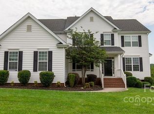 1082 Burning Embers Ln, Concord, NC 28025