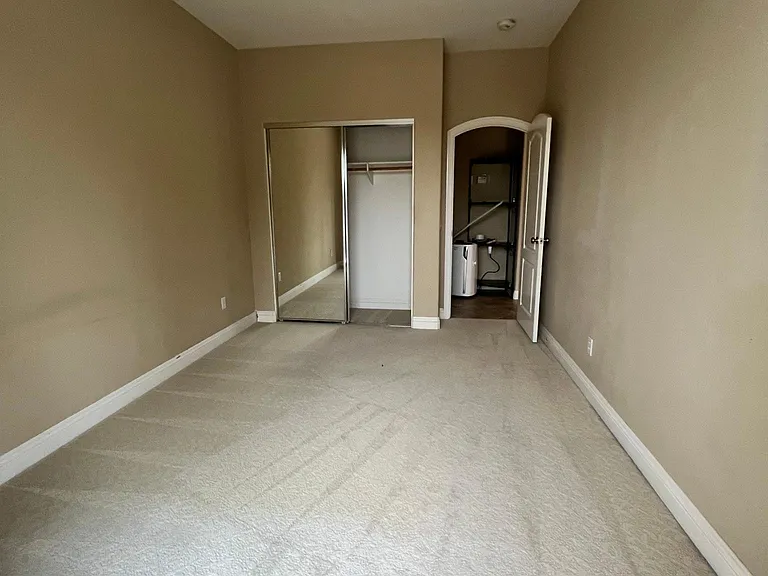1540 Hillsborough St #1 — Photo 5