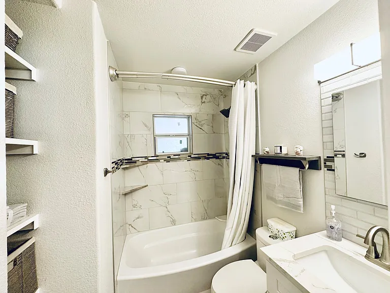 414 Templeton Dr — Photo 20