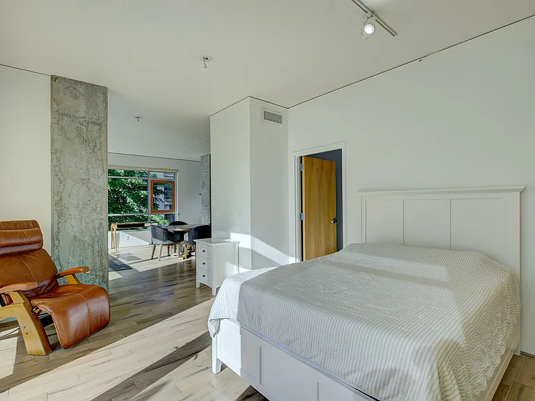 1818 L St #LOFTS — Photo 23