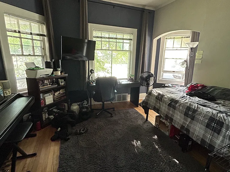 3008 N Oakland Ave #1 — Photo 4