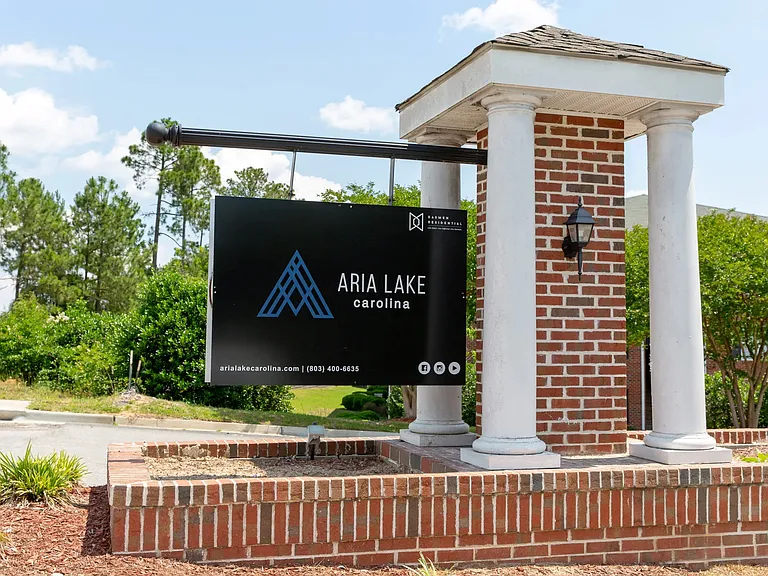 Aria Lake Carolina — Photo 18
