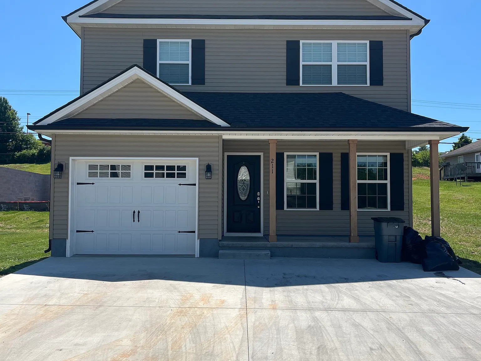 211 Lolly Ln — Photo 1