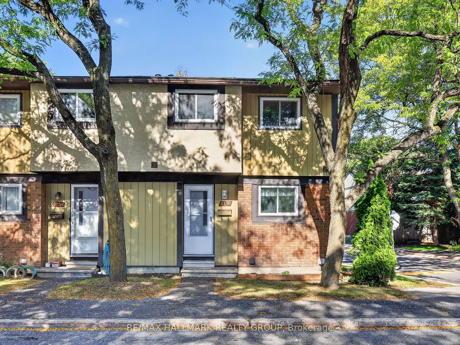 3 bed, $2,500 — Photo 1