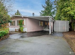 19617 Hollyhills Dr NE, Bothell, WA 98011