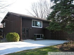 1410 Cedar Ave N, Glencoe, MN 55336