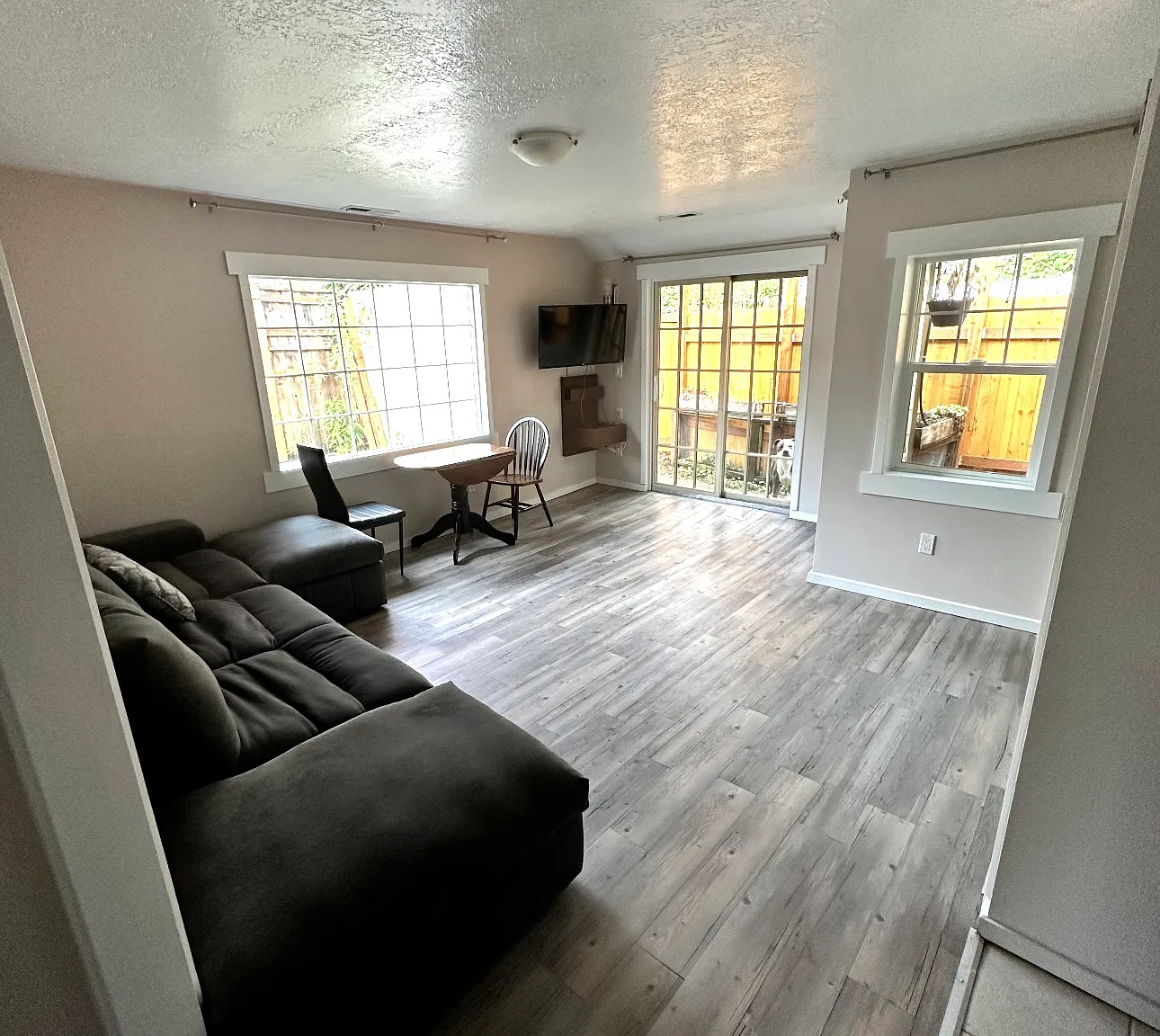 SW 67th Pl, Portland — Photo 1