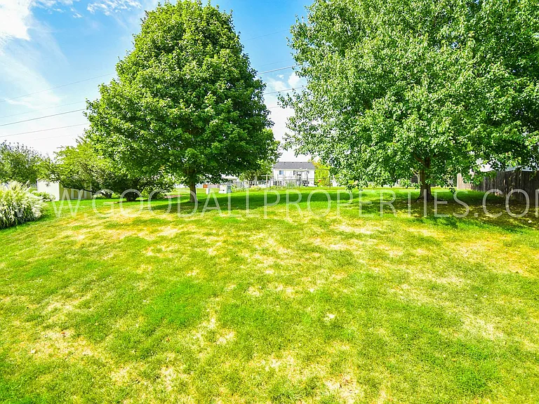 4373 Ashley Park Dr — Photo 36