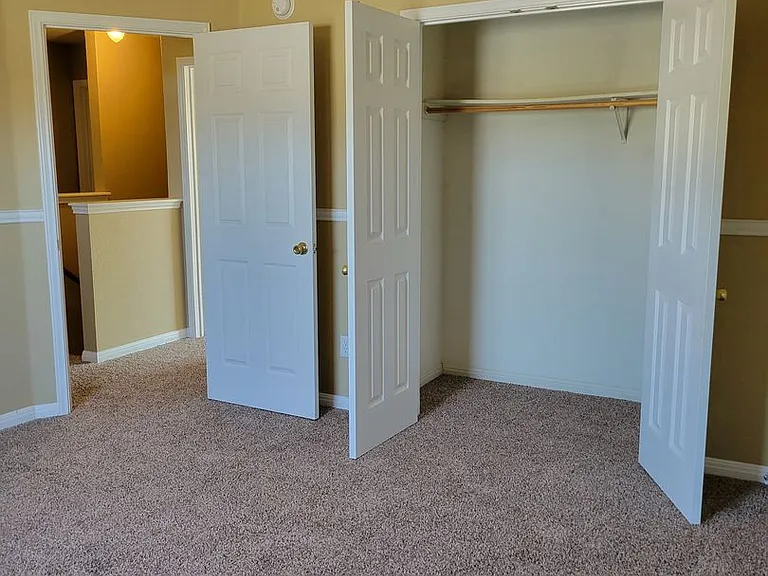 2611 Echo Dr — Photo 24