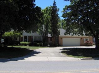 623 Brown St, Saint Clair, MI