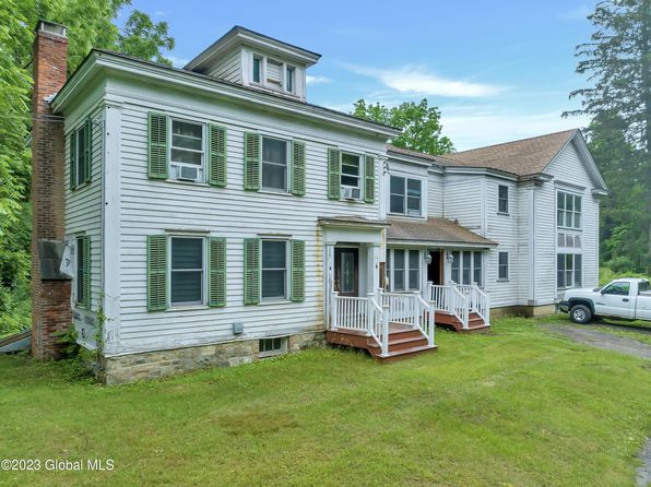 East Greenbush NY Real Estate - East Greenbush NY Homes For Sale | Zillow