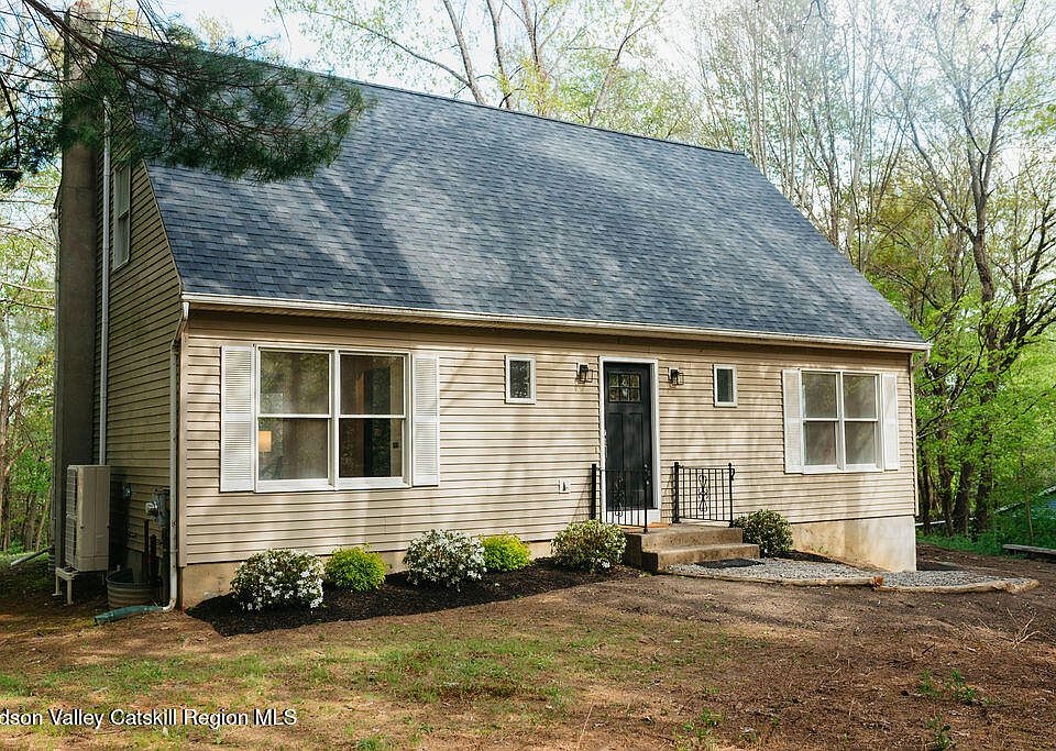 1st image of 3 Seymour Drive