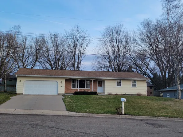 41 Jefferson Dr, Northfield, MN 55057