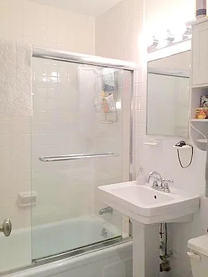 Rented by Manhattan Spaces | media 48