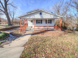 130 N Winfield Ave, Joplin, MO 64801