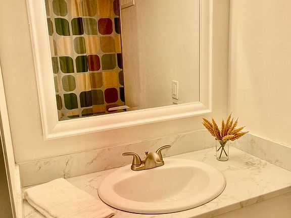 5th image of 1700 Clinch Ave APT 221