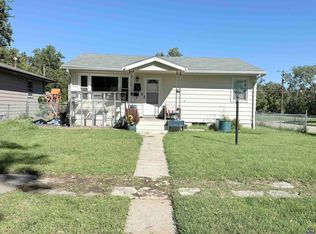802 W 9th St, Junction City, KS 66441