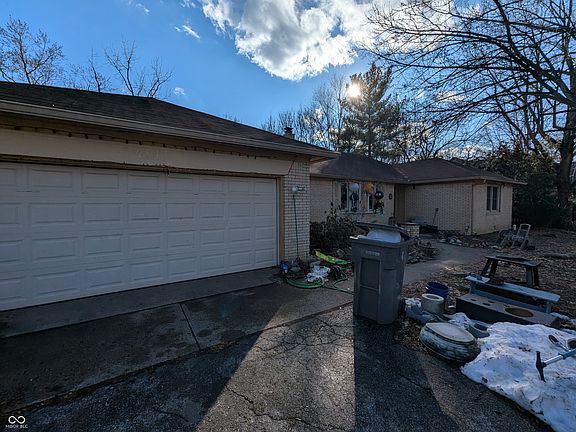 4th image of 4813 E Thompson Rd