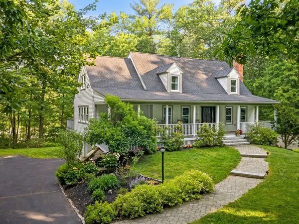 82 Spofford Rd, Boxford, MA 01921