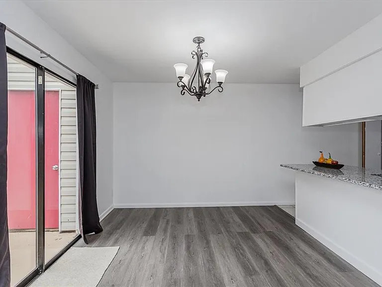 2134 NE 45th Ave — Photo 10