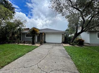 2853 Whispering Dr N, Largo, FL 33771