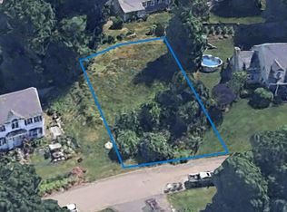 36 Seabury St, Weymouth, MA 02191