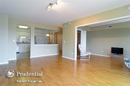 4th image of 1477 E Thacker St APT 501