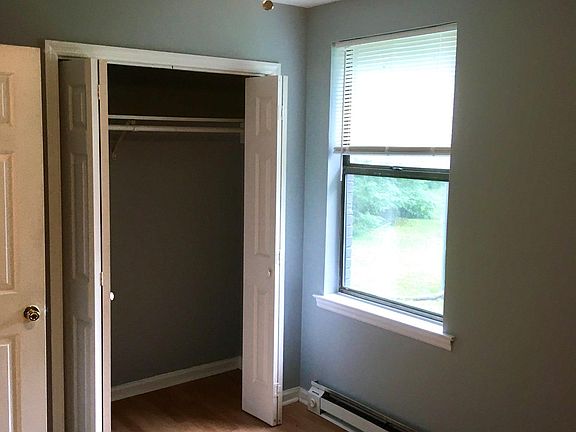 5th image of 208 Prince Ave #B