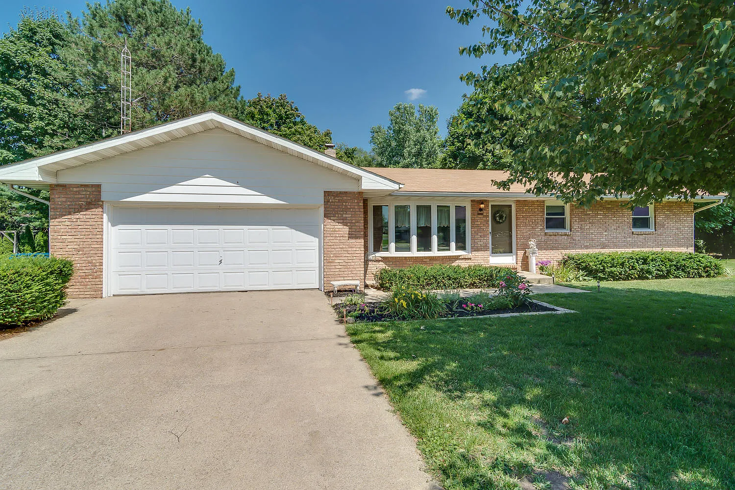 26445 Sandpiper Ct photo 1