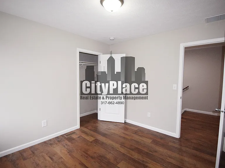 1399 Hoefgen St — Photo 19