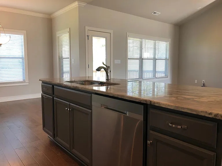 166 Staffordshire Dr — Photo 10