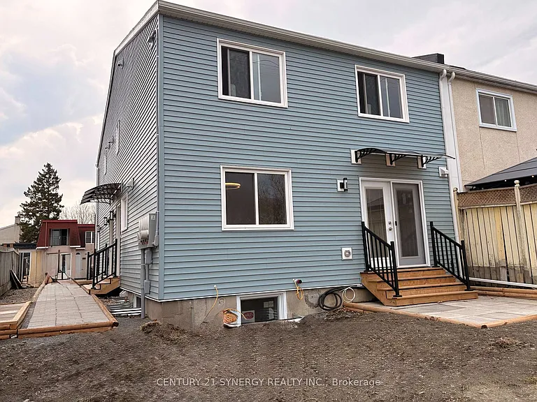 93B Tarquin Cres — Photo 3